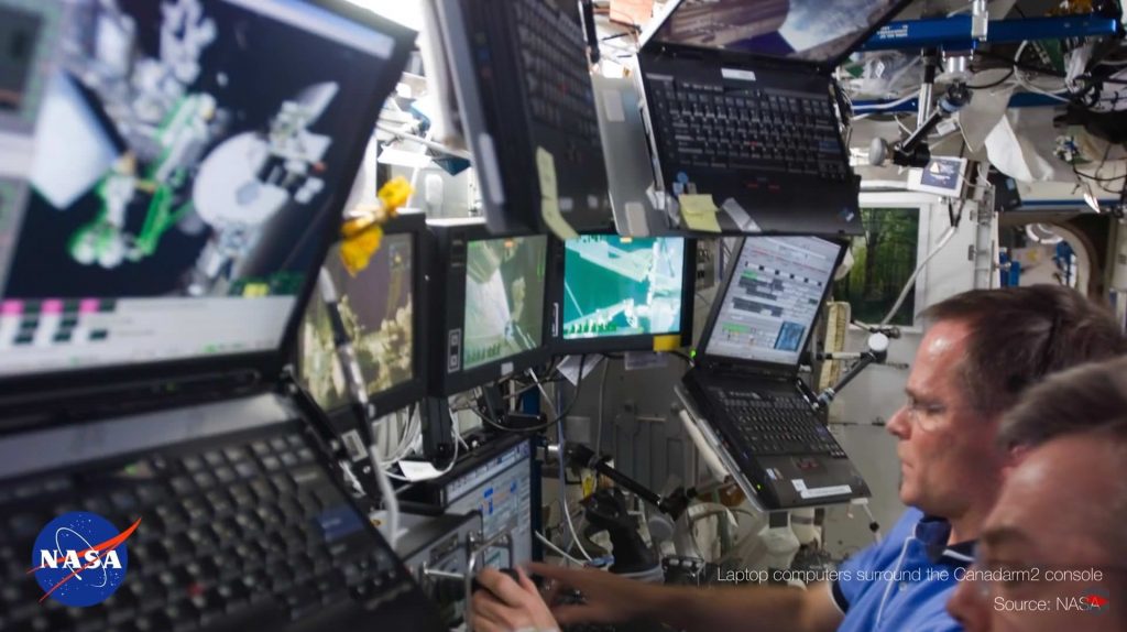Lenovo thinkpad PC gamme professionnelle dans l'ISS