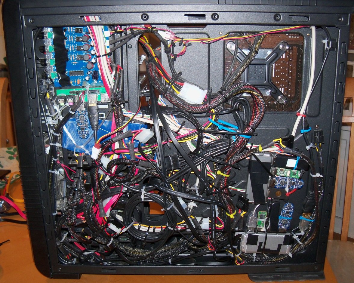 Mauvais cable management PC